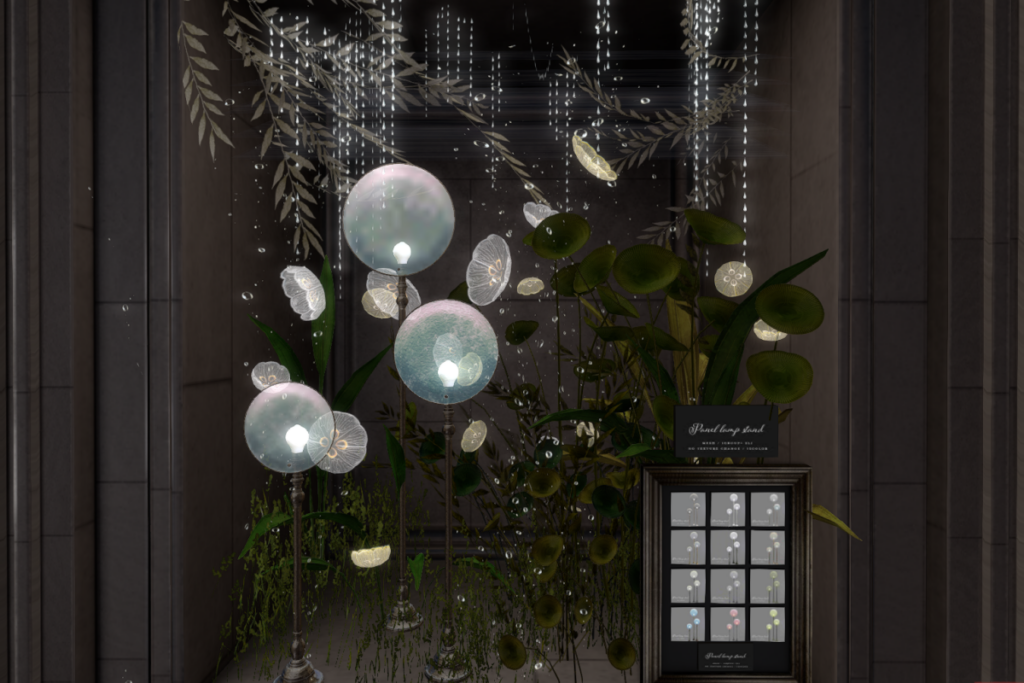 Panel Lamp Stand, L$269 each/L$999 FP