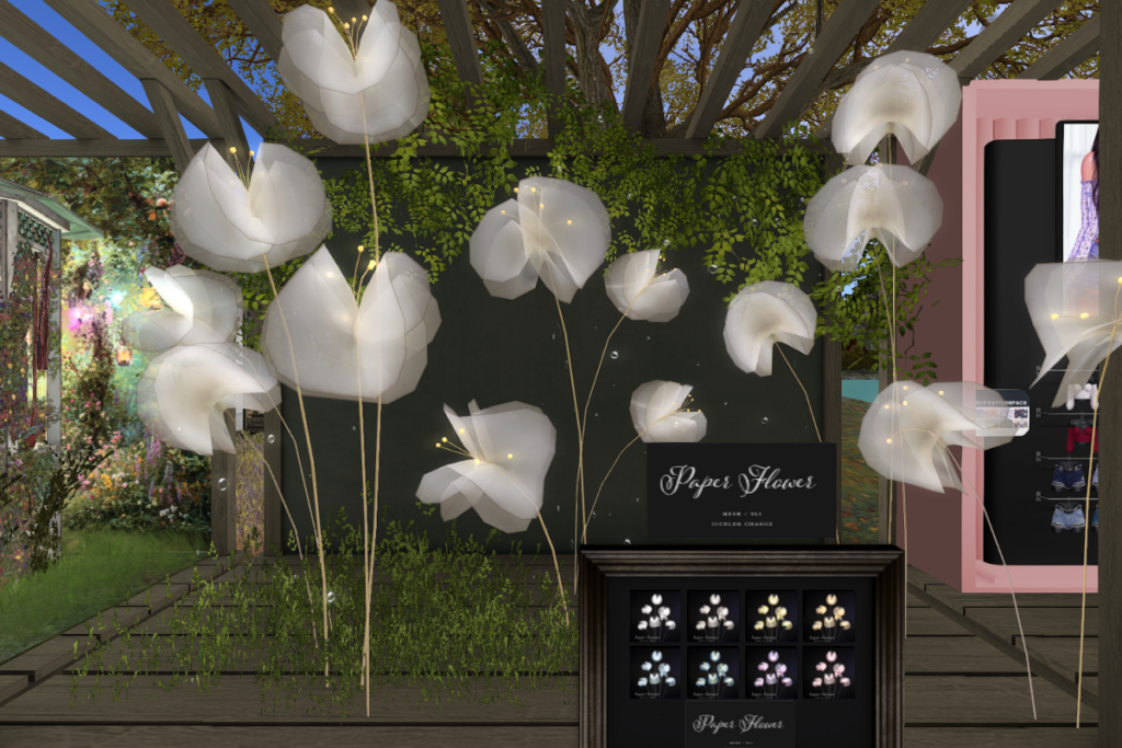 Paper Flower, L$239 each/L$599 FP